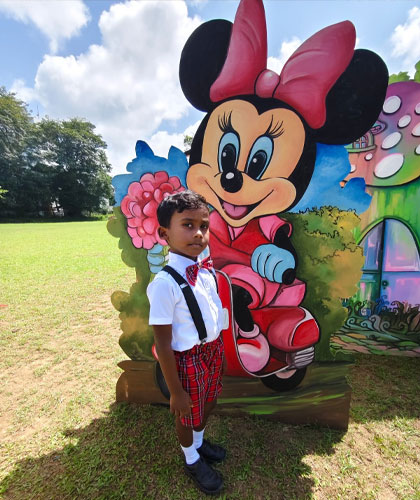 Ys House Advertising Firm